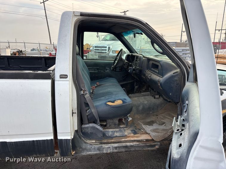 image for item FG0137 1998 Chevrolet K2500 pickup truck