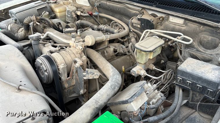 image for item FG0137 1998 Chevrolet K2500 pickup truck