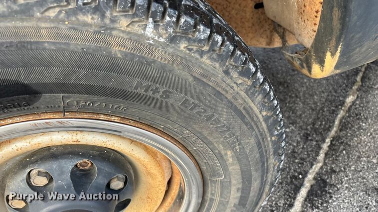 image for item FG0137 1998 Chevrolet K2500 pickup truck