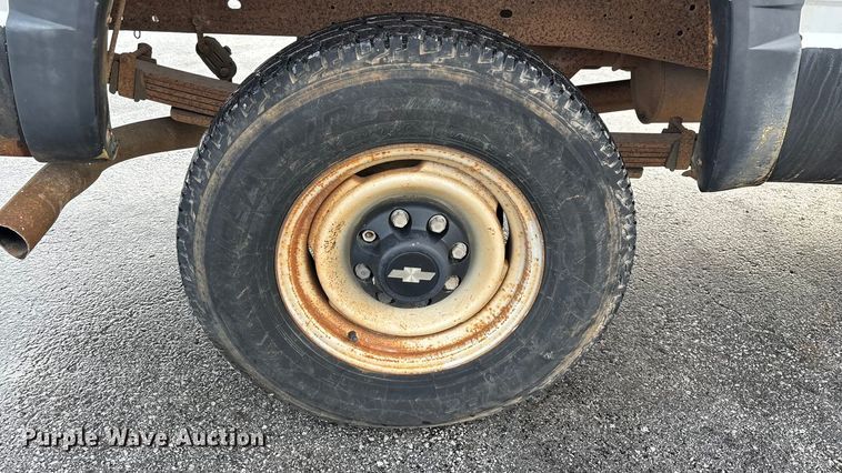 image for item FG0137 1998 Chevrolet K2500 pickup truck