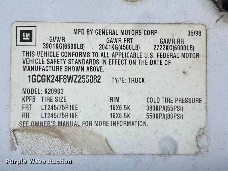 image for item FG0137 1998 Chevrolet K2500 pickup truck