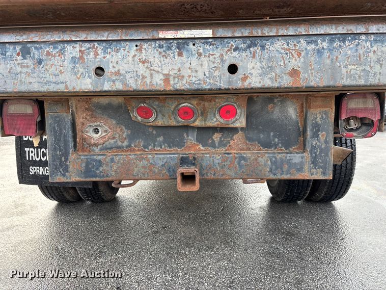 image for item FG0140 2000 Dodge Ram 3500 flatbed pickup truck