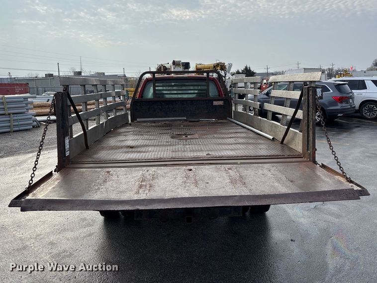 image for item FG0140 2000 Dodge Ram 3500 flatbed pickup truck