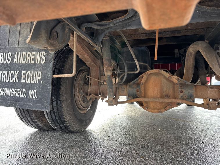 image for item FG0140 2000 Dodge Ram 3500 flatbed pickup truck