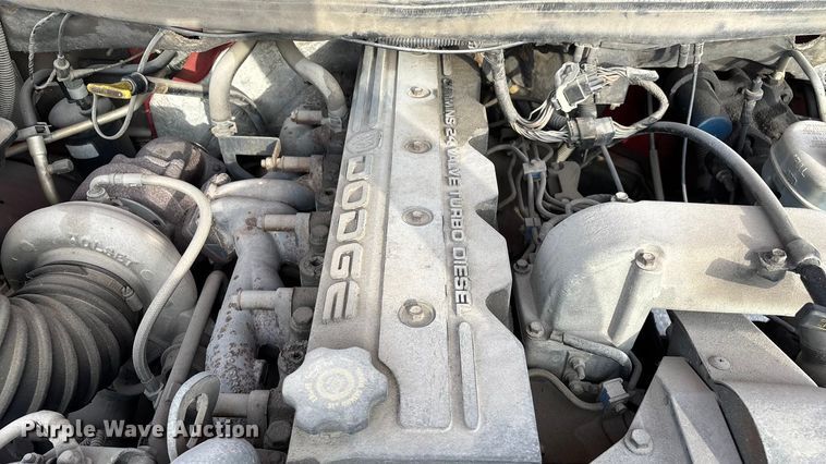 image for item FG0140 2000 Dodge Ram 3500 flatbed pickup truck