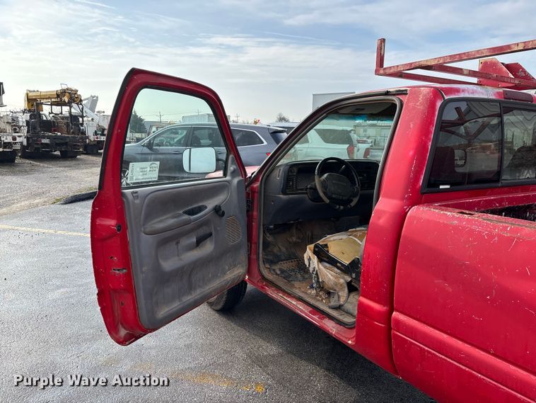 image for item FG0141 1997 Dodge Ram 1500 pickup truck