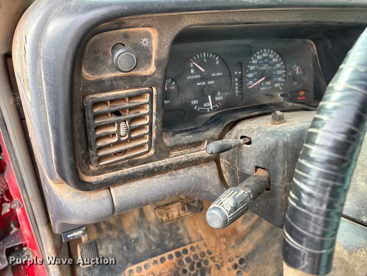 image for item FG0141 1997 Dodge Ram 1500 pickup truck