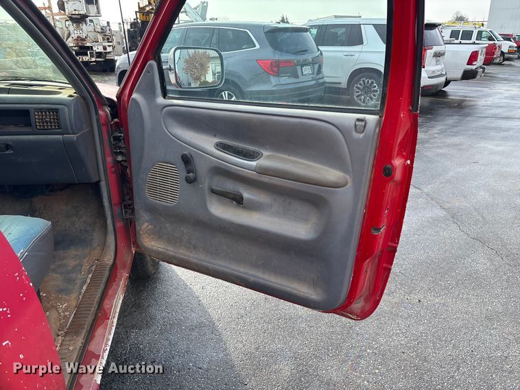 image for item FG0141 1997 Dodge Ram 1500 pickup truck