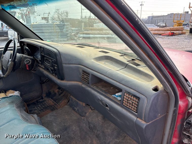 image for item FG0141 1997 Dodge Ram 1500 pickup truck