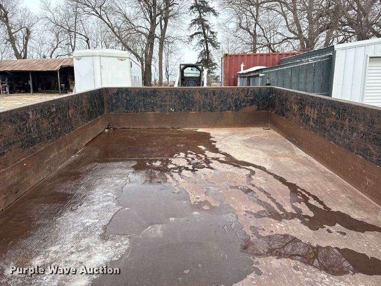 image for item FG2702 2002 Doolittle MasterDump dump trailer