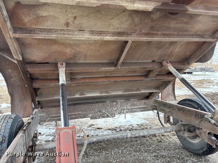 image for item FG2702 2002 Doolittle MasterDump dump trailer