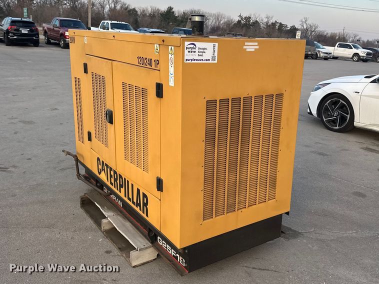 image for item FG2782 2000 Caterpillar G25F1S generator