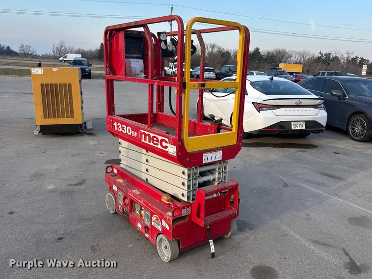 image for item FG2783 2018 MEC 1330SE scissor lift