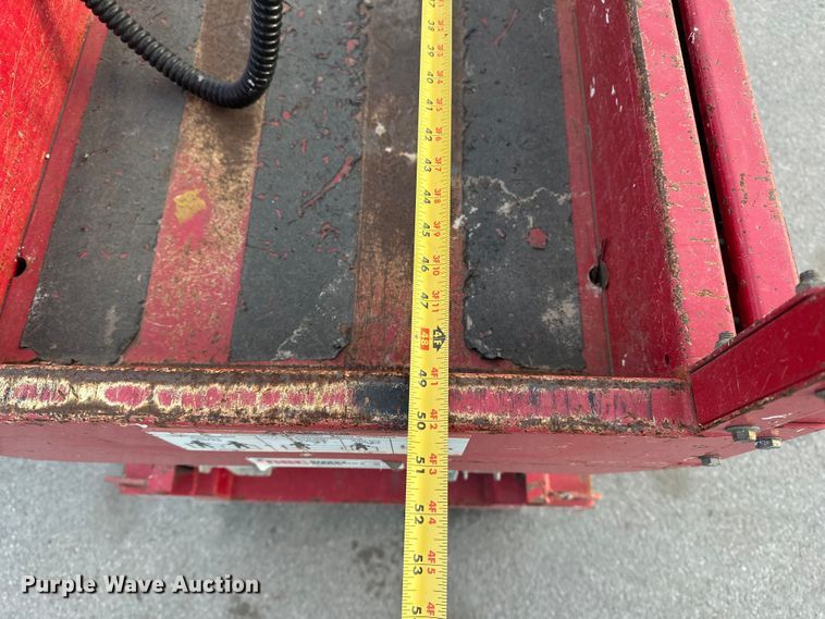 image for item FG2783 2018 MEC 1330SE scissor lift