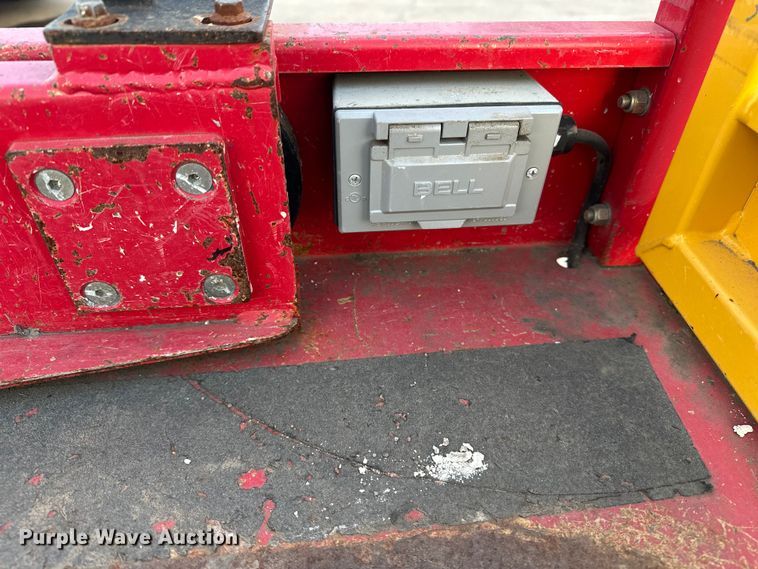 image for item FG2783 2018 MEC 1330SE scissor lift