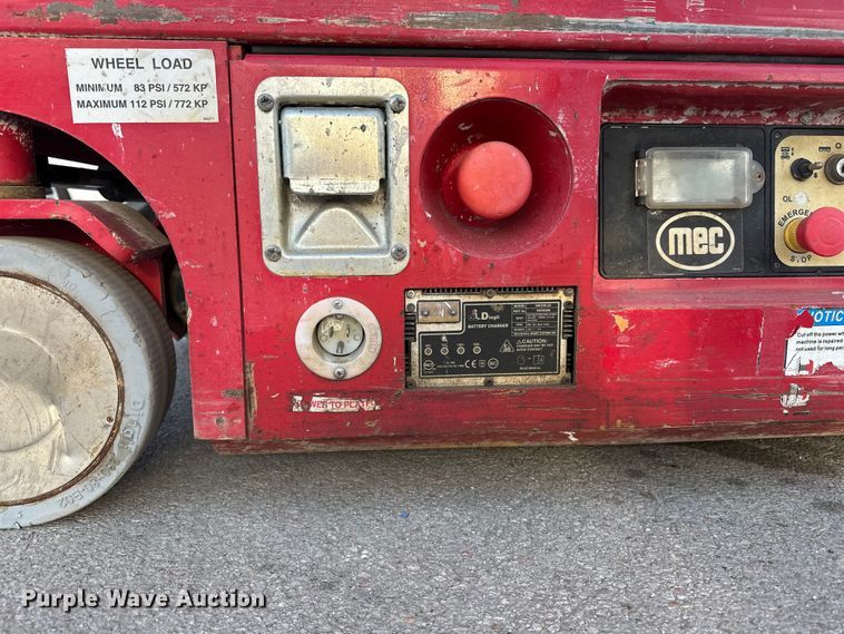 image for item FG2783 2018 MEC 1330SE scissor lift