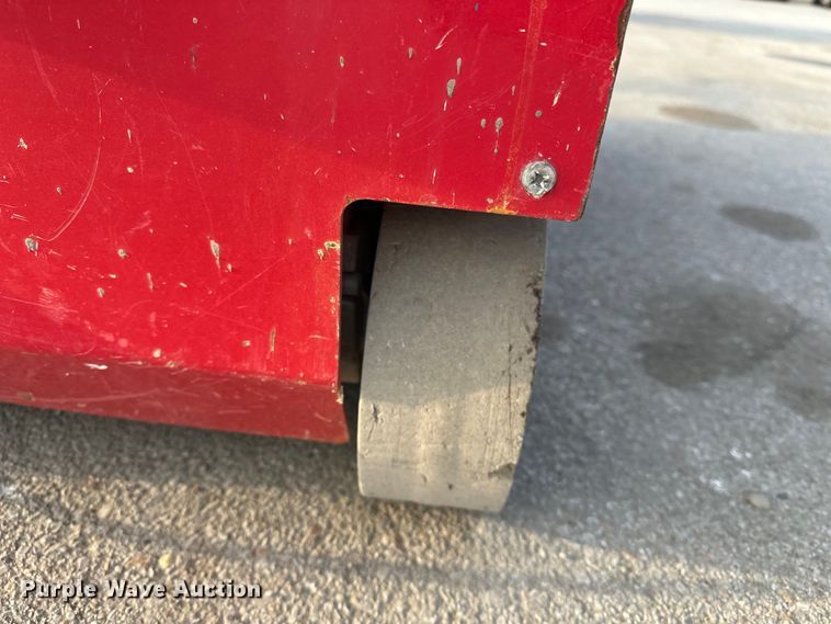 image for item FG2783 2018 MEC 1330SE scissor lift