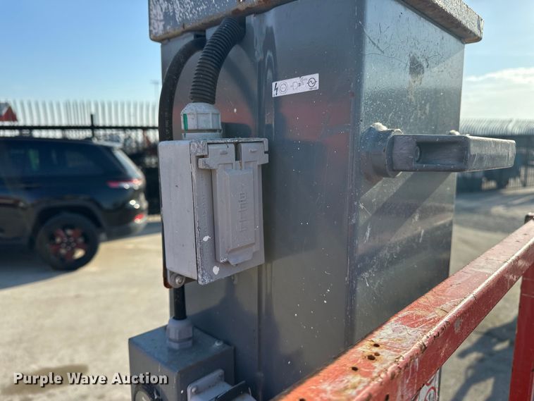 image for item FG2784 2016 Skyjack SJ12 scissor lift