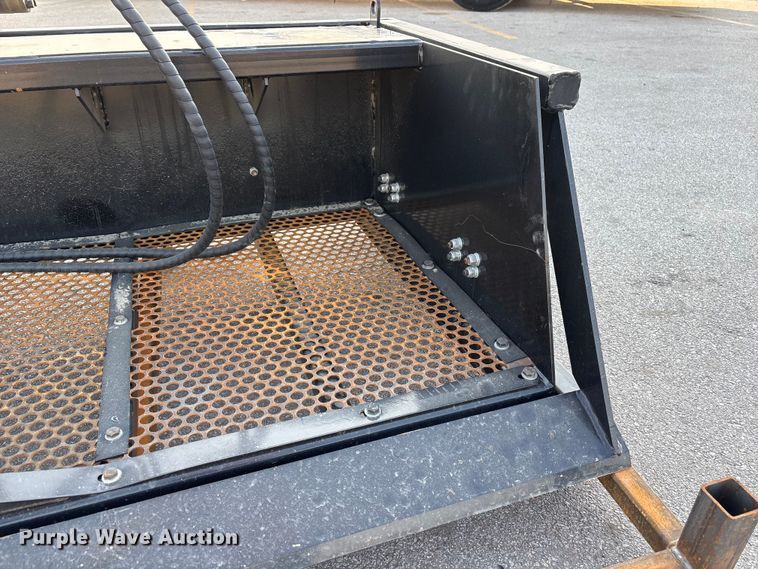 image for item FG2791 2025 Giyi VB79  skid steer vibrating bucket