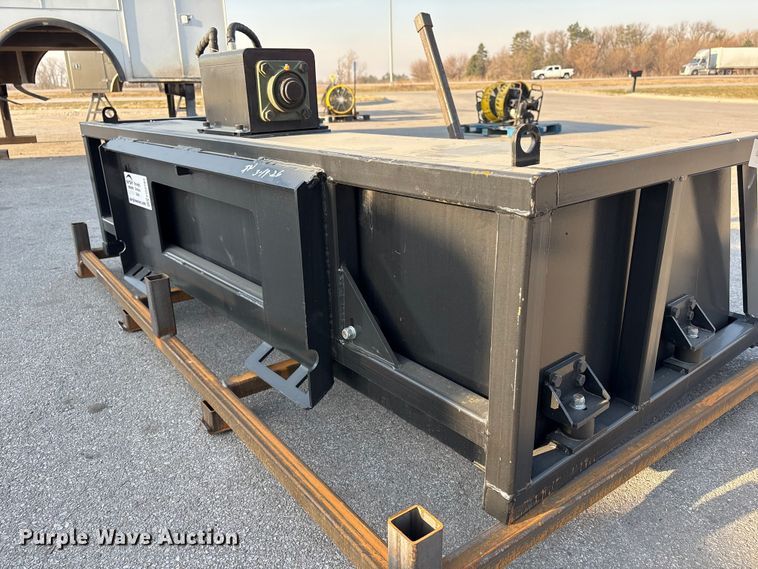 image for item FG2791 2025 Giyi VB79  skid steer vibrating bucket