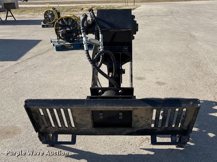 image for item FG2792 2025 Giyi SCW6 skid steer steering compactor wheel