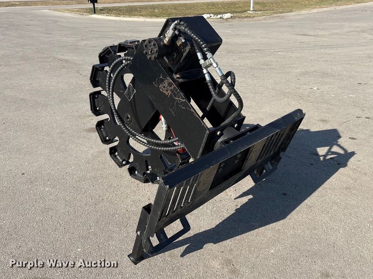 image for item FG2792 2025 Giyi SCW6 skid steer steering compactor wheel