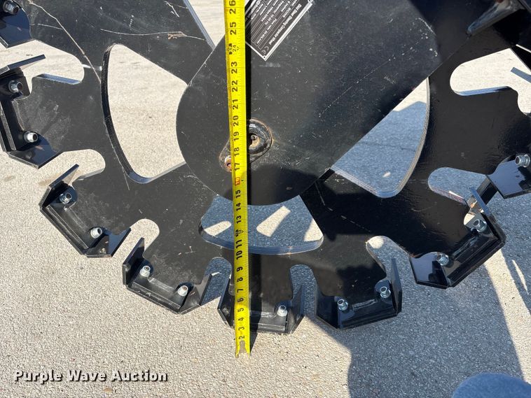 image for item FG2792 2025 Giyi SCW6 skid steer steering compactor wheel