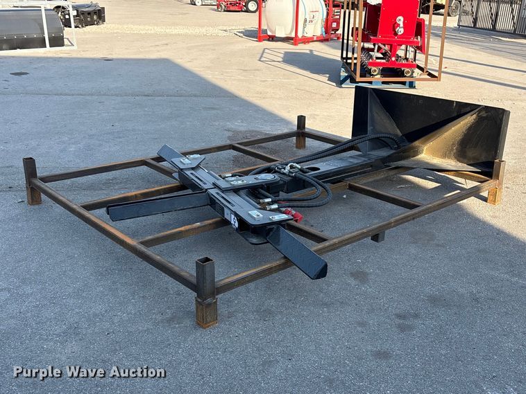 image for item FG2795 2026 Giyi STL75 skid steer tire lifter