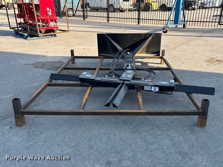 image for item FG2795 2026 Giyi STL75 skid steer tire lifter