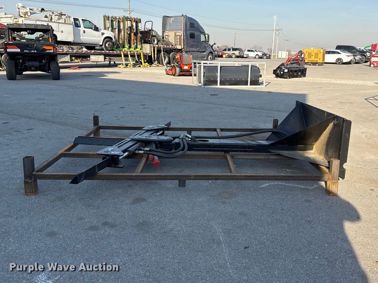 image for item FG2795 2026 Giyi STL75 skid steer tire lifter