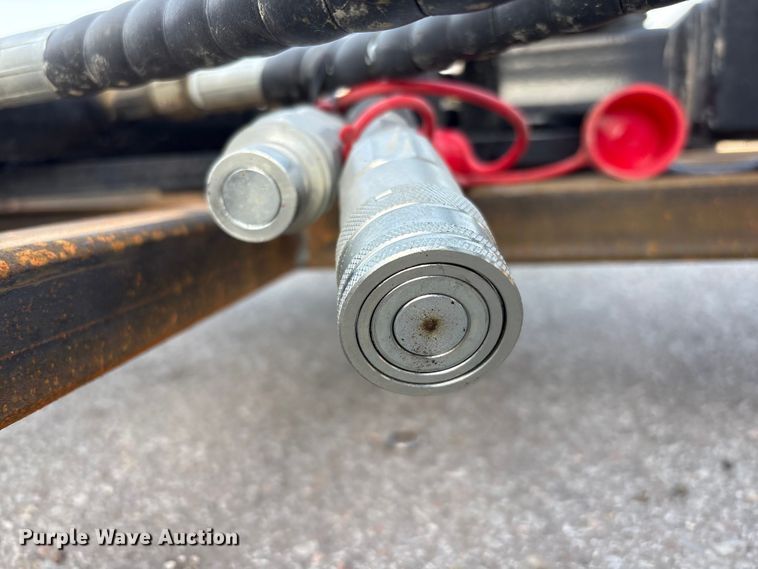 image for item FG2795 2026 Giyi STL75 skid steer tire lifter