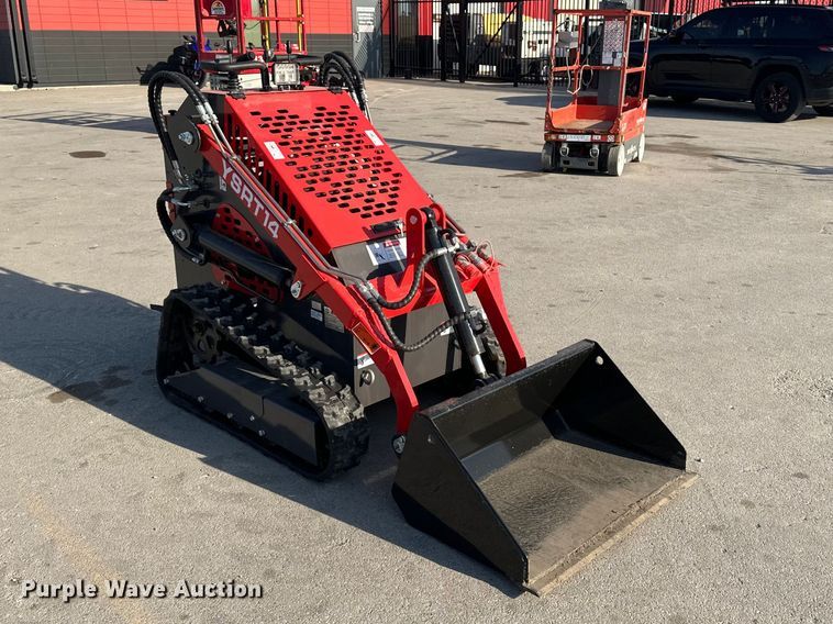 image for item FG2798 2025 ACT YSRT14 compact utility loader