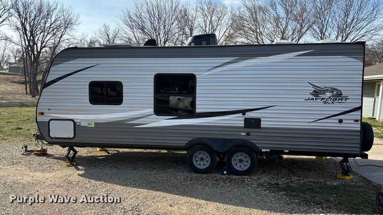 image for item FI0792 2021 Jayco 224BH Jay Flight camper