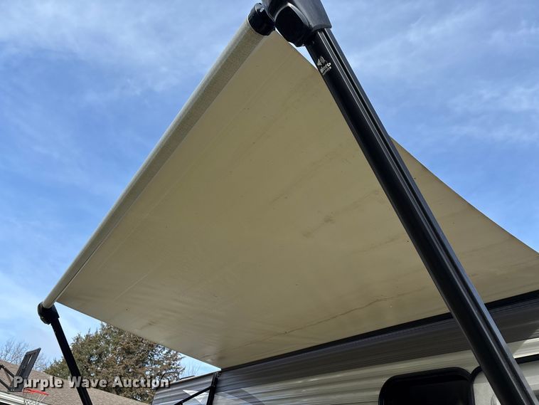 image for item FI0792 2021 Jayco 224BH Jay Flight camper