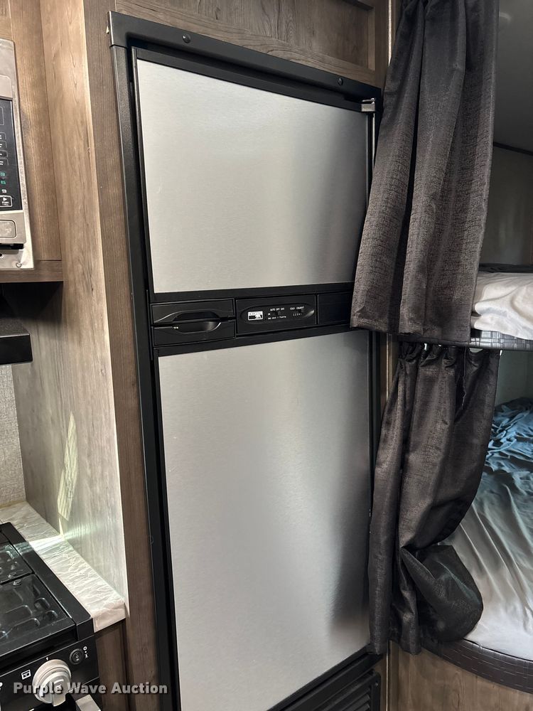 image for item FI0792 2021 Jayco 224BH Jay Flight camper