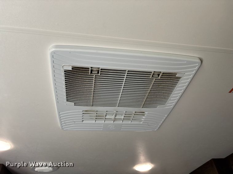 image for item FI0792 2021 Jayco 224BH Jay Flight camper