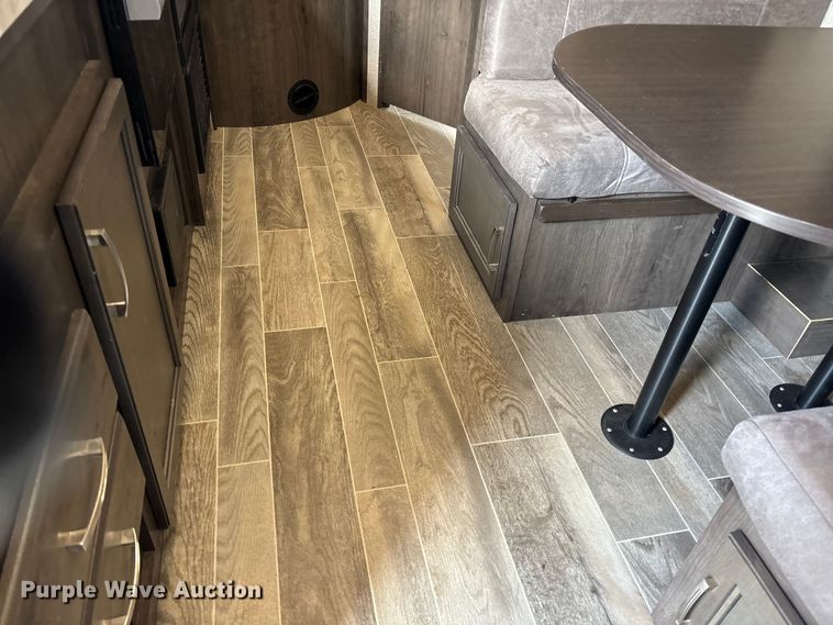 image for item FI0792 2021 Jayco 224BH Jay Flight camper