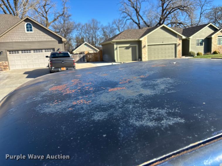 image for item FI0926 1995 GMC Sierra 2500 Ext. Cab pickup truck