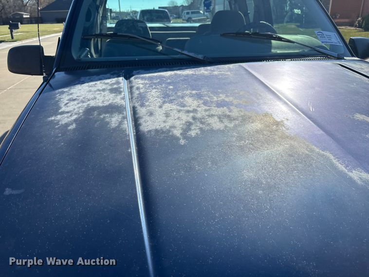 image for item FI0926 1995 GMC Sierra 2500 Ext. Cab pickup truck