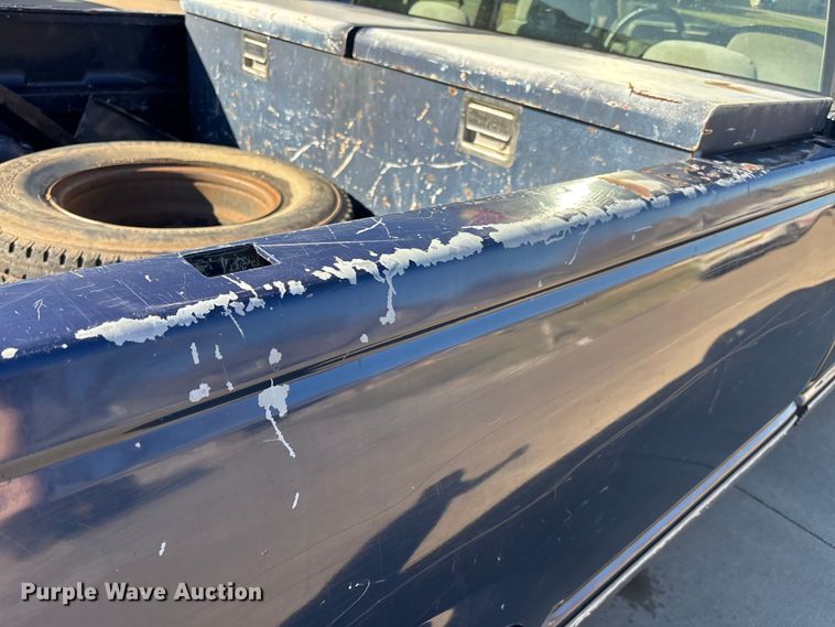 image for item FI0926 1995 GMC Sierra 2500 Ext. Cab pickup truck