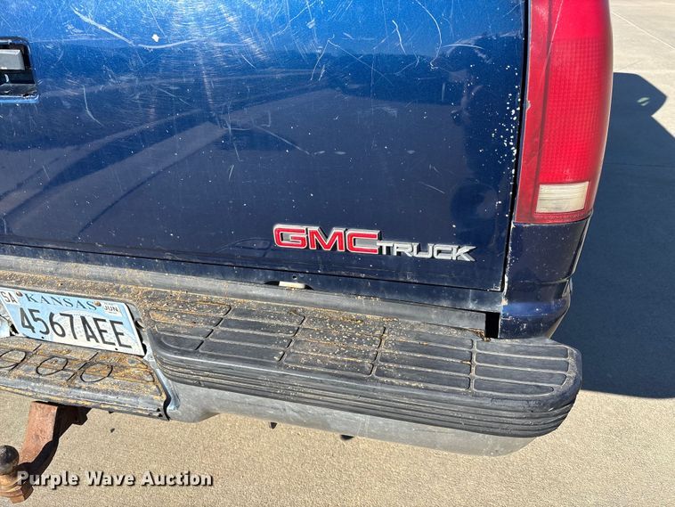 image for item FI0926 1995 GMC Sierra 2500 Ext. Cab pickup truck