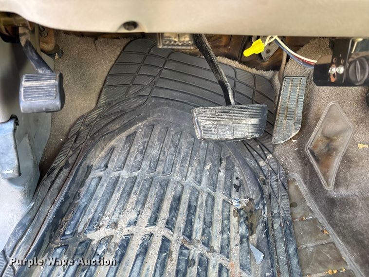 image for item FI0926 1995 GMC Sierra 2500 Ext. Cab pickup truck