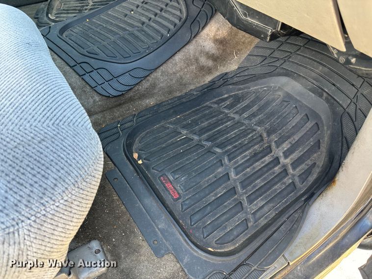 image for item FI0926 1995 GMC Sierra 2500 Ext. Cab pickup truck