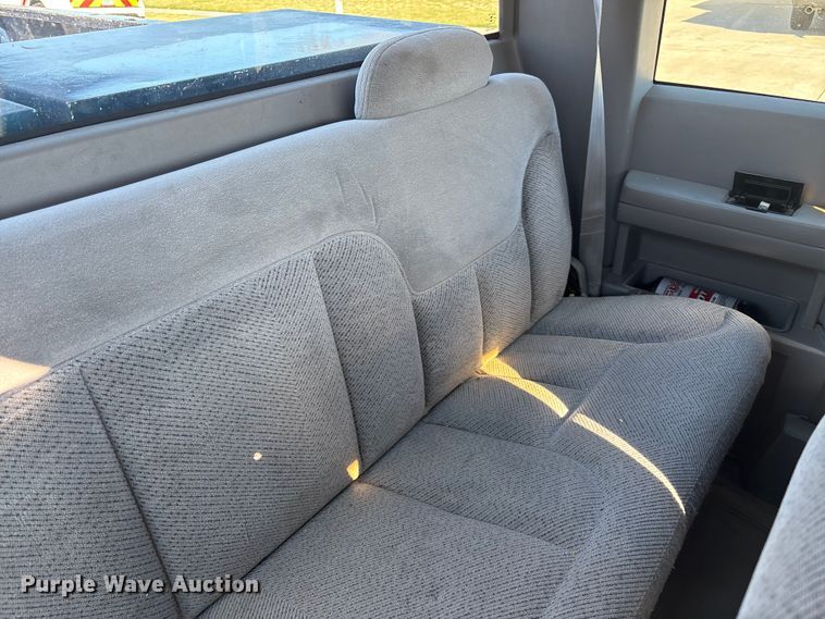 image for item FI0926 1995 GMC Sierra 2500 Ext. Cab pickup truck