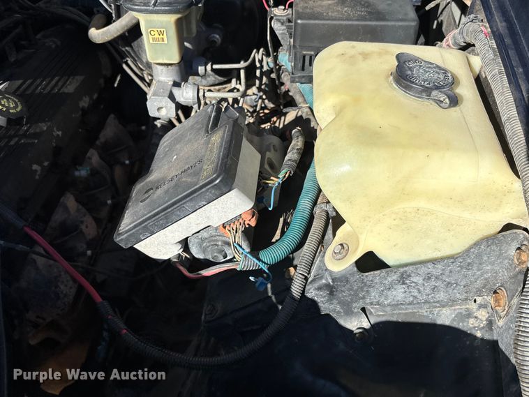 image for item FI0926 1995 GMC Sierra 2500 Ext. Cab pickup truck