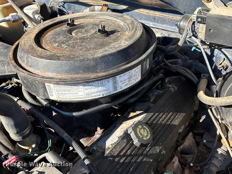 image for item FI0926 1995 GMC Sierra 2500 Ext. Cab pickup truck