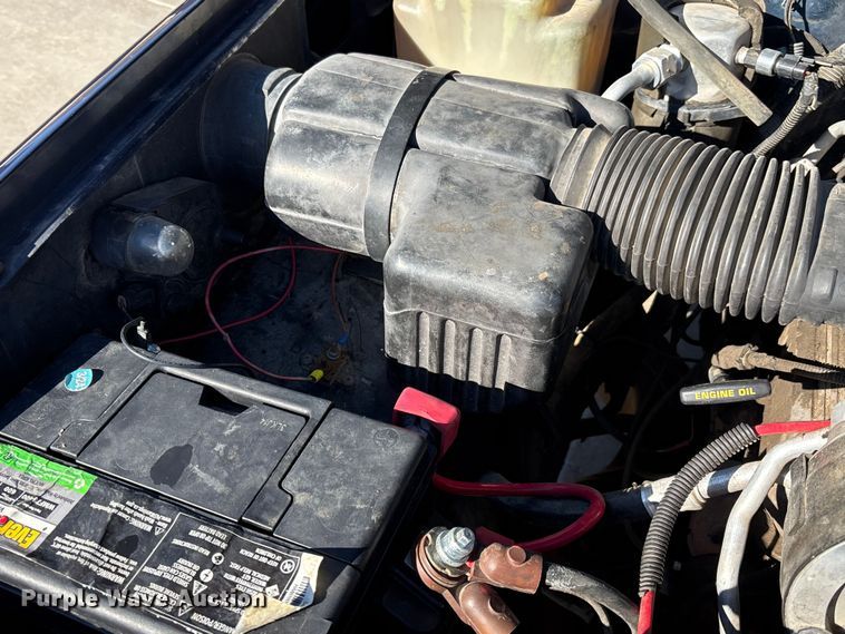 image for item FI0926 1995 GMC Sierra 2500 Ext. Cab pickup truck