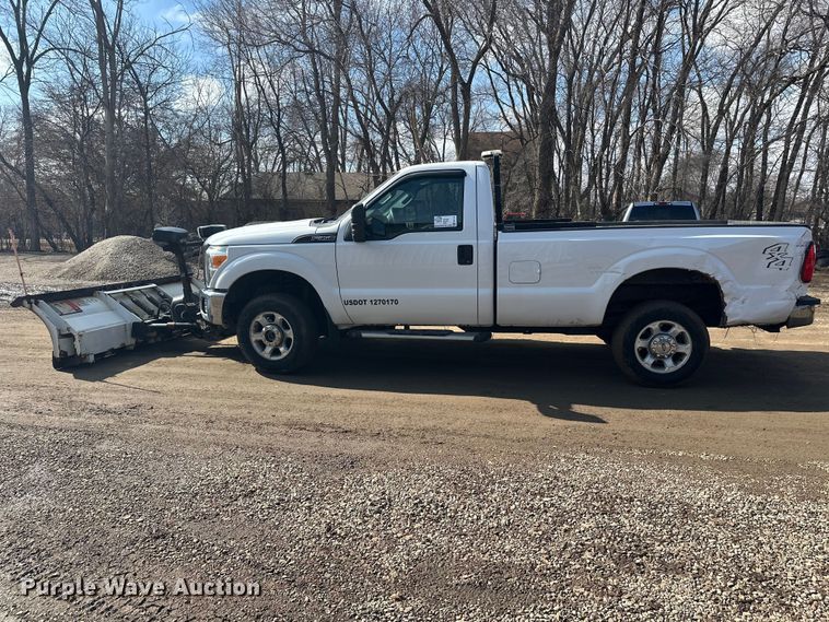 image for item FK1714 2015 Ford F350 Super Duty pickup truck