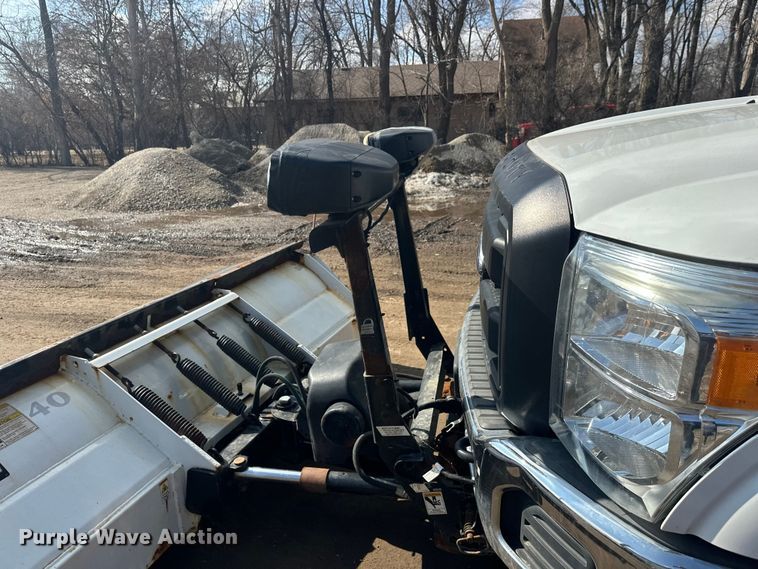 image for item FK1714 2015 Ford F350 Super Duty pickup truck