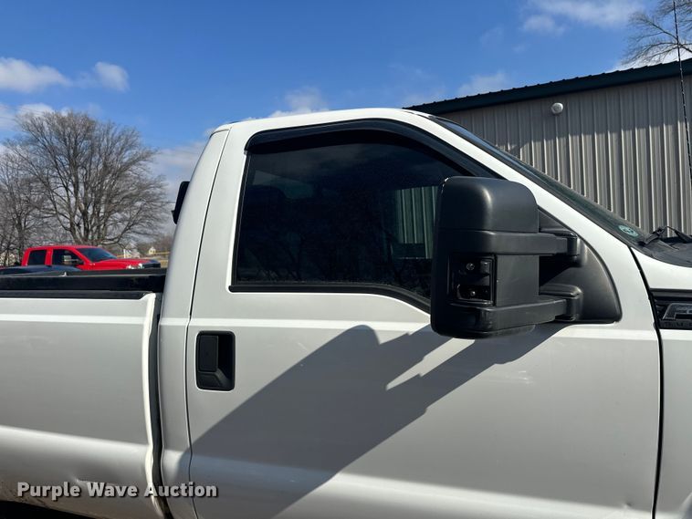 image for item FK1714 2015 Ford F350 Super Duty pickup truck